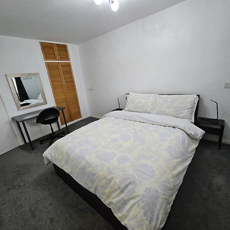 Entire Rental, Easy Reach To Etihad Stadium Manchester Eksteriør bilde